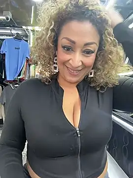 Katti_Barrera webcam