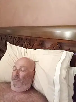 Alexis_Bull webcam