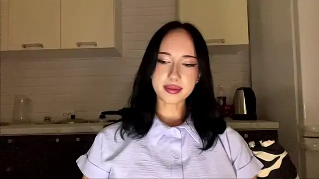 IsabellaQiueen webcam