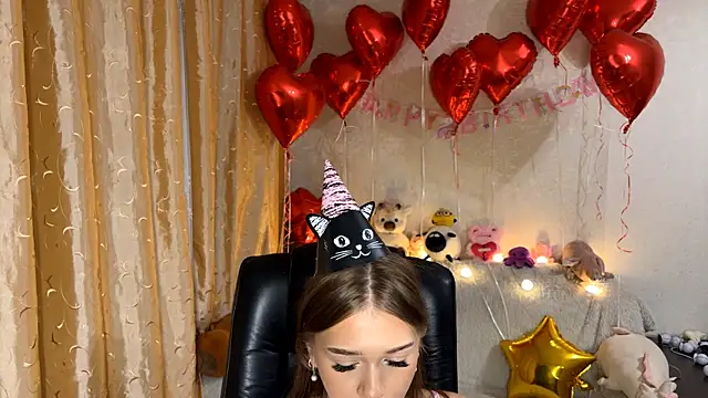 urcutiebunnyy webcam