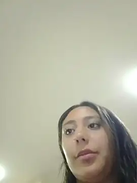 caroline_bennett webcam