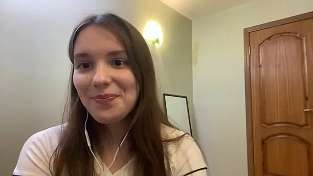 HootedIlk live cam on StripChat