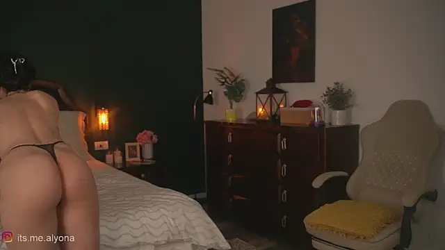 Alyonaqueen_ webcam