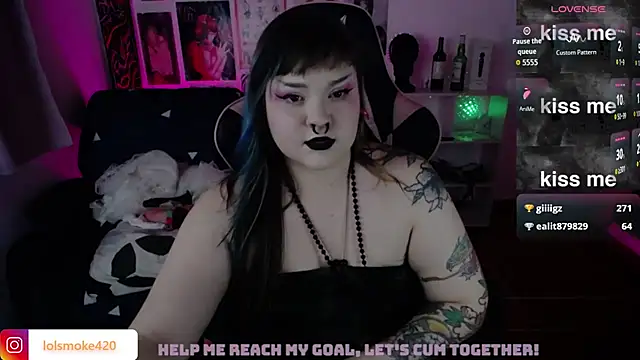 Bdsm_and_fries webcam