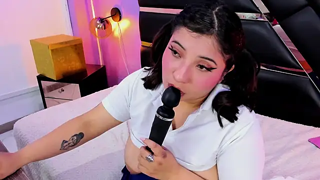 Emma_monserrat webcam