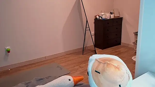 ExitedTroth webcam