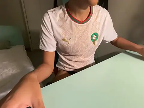 Rebeu_77