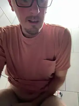 Hardpaul85 webcam
