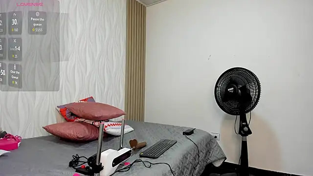 zarablaze03 webcam