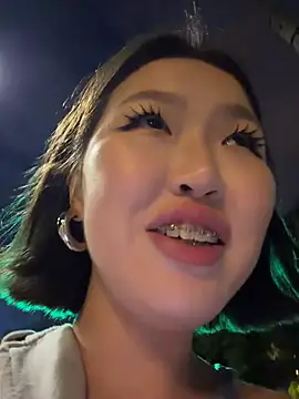 CreamPuff- webcam