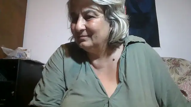 ExquisiteMature webcam