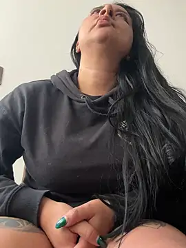 Abril_Luv webcam