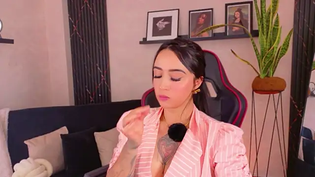 EmmyEvans1 webcam