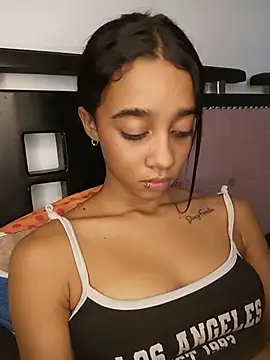 Zoe_Sweett18