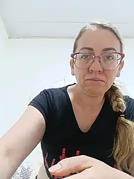 miss_hanna07 live cam on StripChat