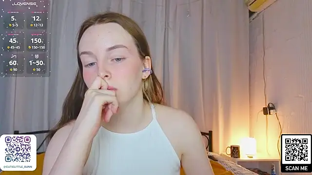 bae_cake_ webcam