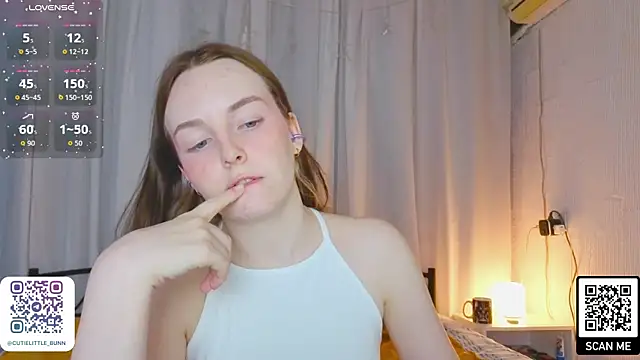 bae_cake_ webcam