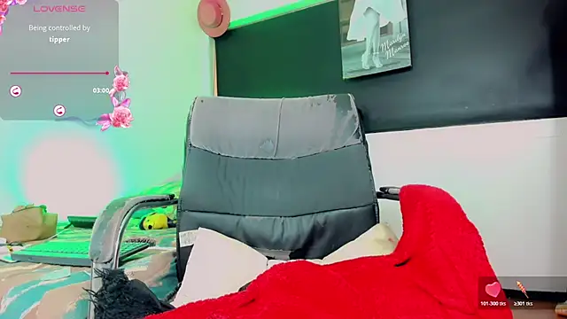Kendall_hornyy webcam