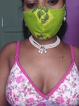 Shivani-tiwari webcam