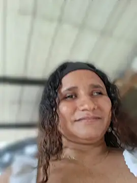 Mature--Mommy webcam