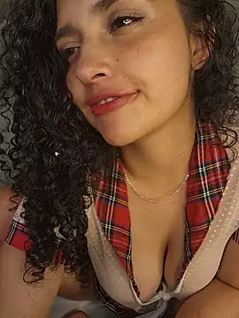 Lucy_Marin webcam