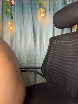 Naughty_Queen49 live webcam