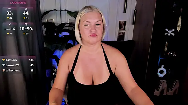Миниатюра прямого эфира YolandaKiss с #blondes и #hd