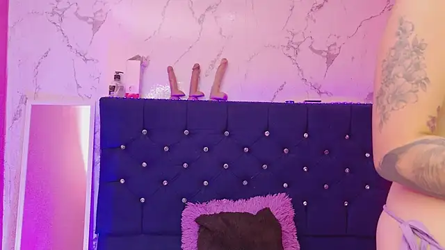 Dakotaa_Johnson webcam