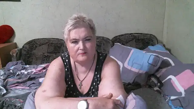 lana555 - Lana555's free webcam - UK Sex Cams