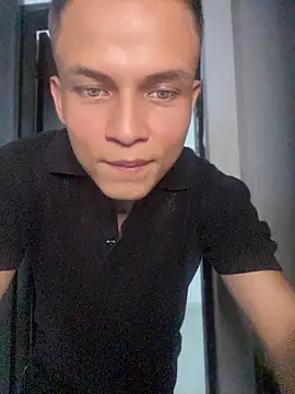 _Leo_Boy webcam