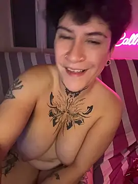 callmelouve webcam