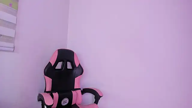 Arianna_Jannes webcam
