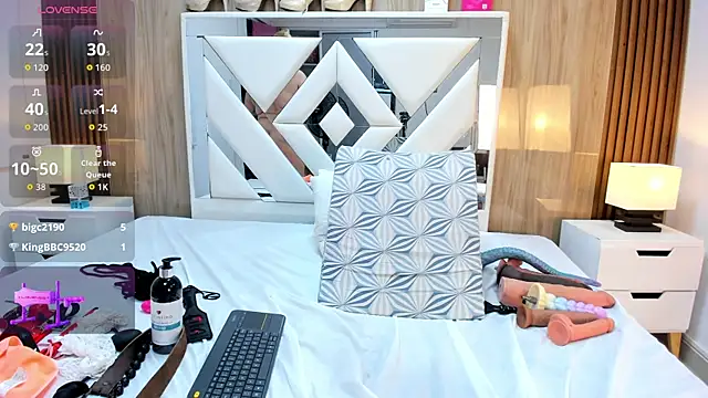 VanessaHard_as