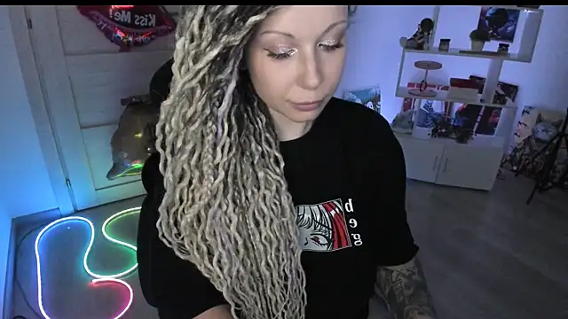 HoneySallyMoore webcam