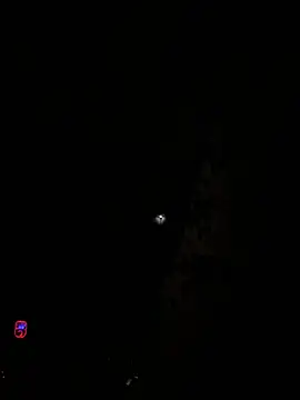 NadiraNoor webcam
