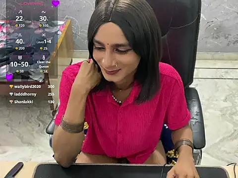 LuvLayla webcam