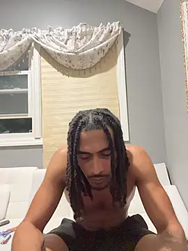Mellyj053 webcam