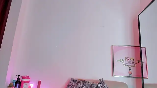 miaapril webcam