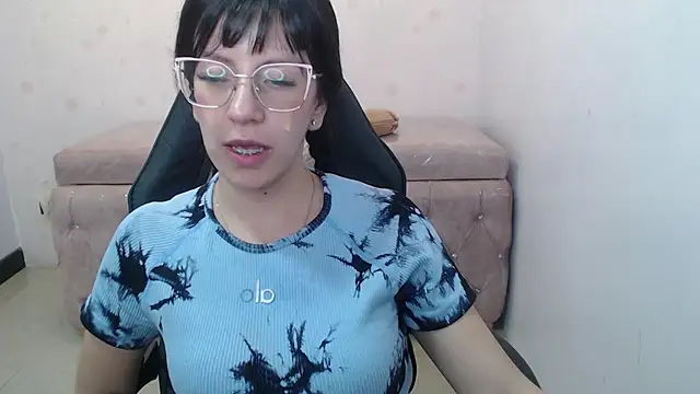 AlanaMoon_ch live webcam