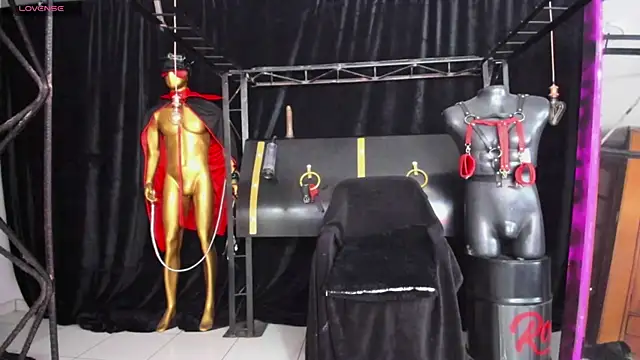 LILITHMADAME webcam
