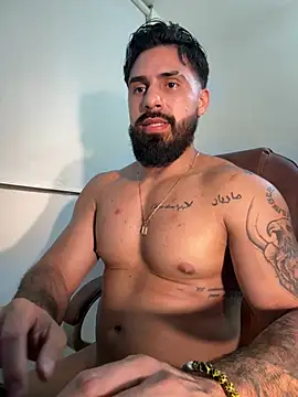 Ryan_Black3 live cam on StripChat