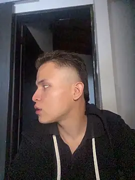 _Leo_Boy webcam