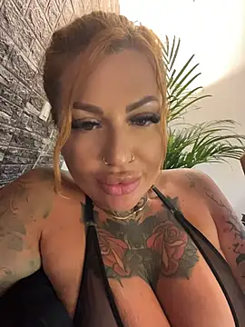 krysstal003's live cam