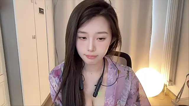 yiyi5588 webcam