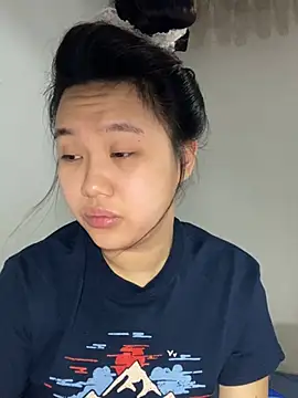 Almira6868 webcam
