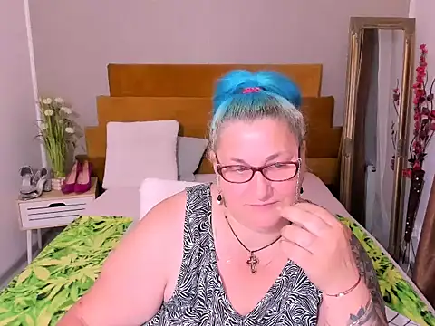 Sugarmommy_69X webcam