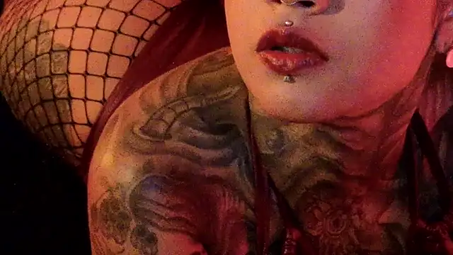 NinaKallen live cam