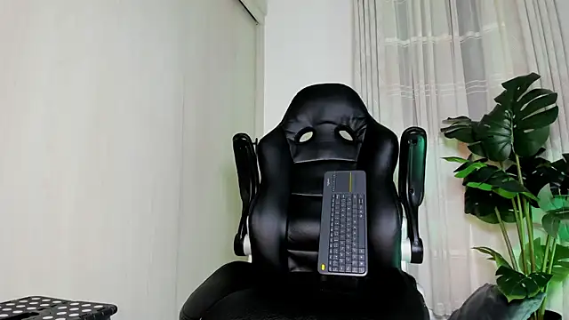 Biscuit_oliva webcam