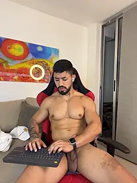 Ezzio_Scolaro webcam
