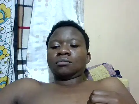 NaughtyNyra webcam